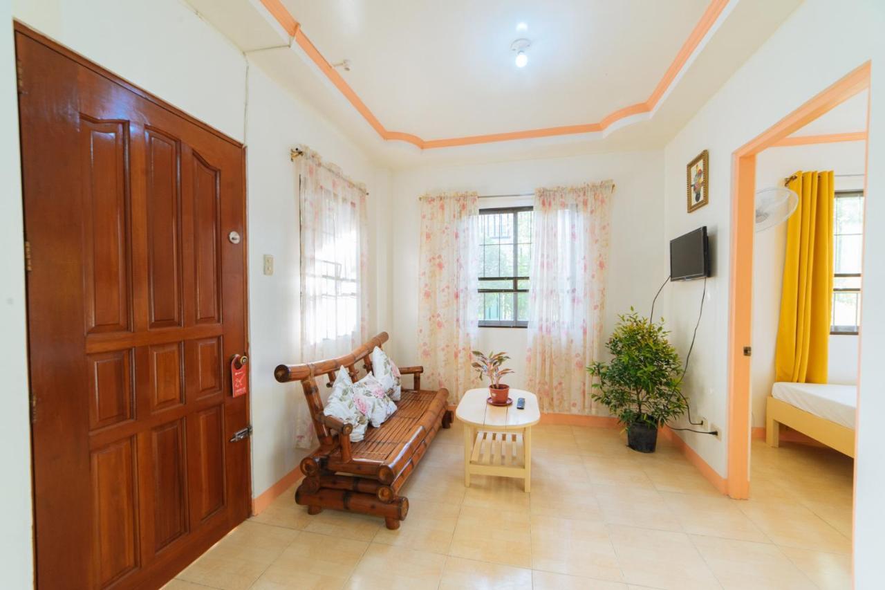 Reddoorz @ Q Abeto Street Mandurriao Hotel Iloilo City Exterior foto